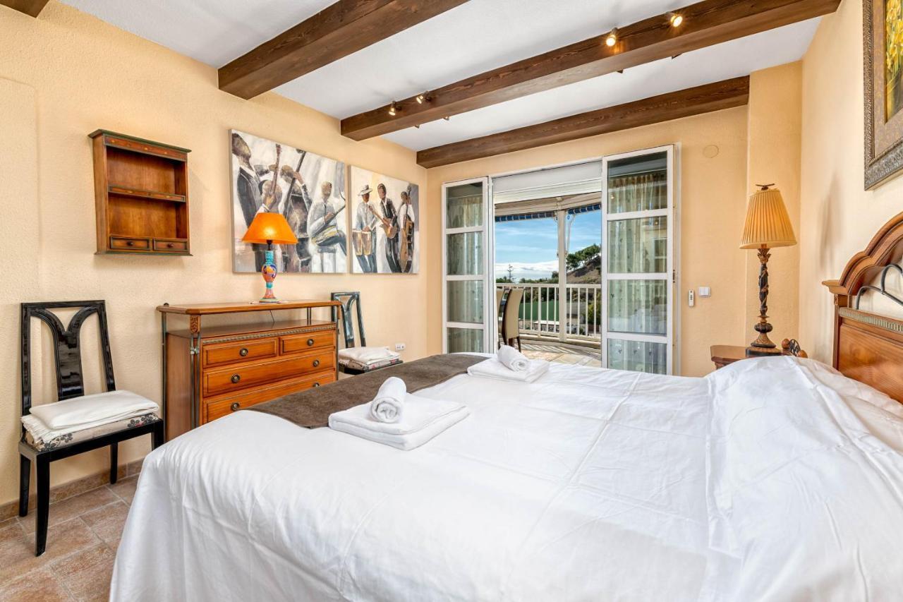 Apartament Castillo *